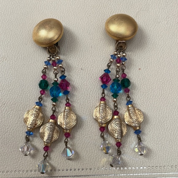 SALE 3 for $15 Clip on Dangle Earrings - Picture 4 of 6